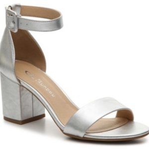 CL by Laundry Jody Silver gently used